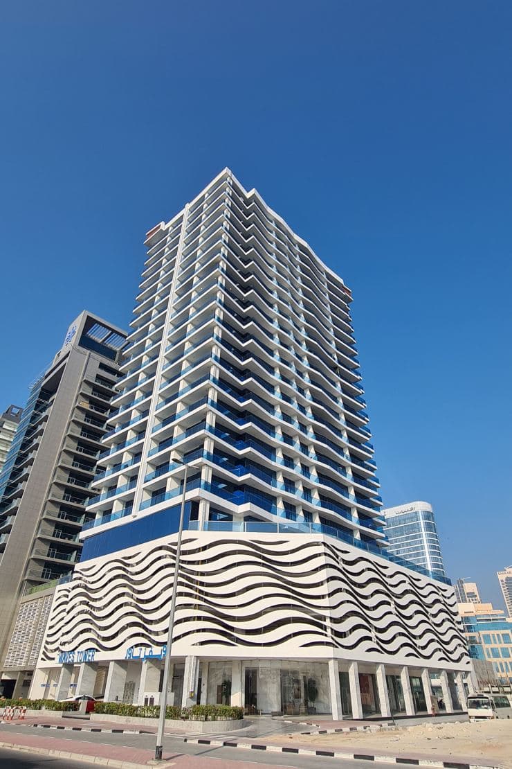 The Waves Business Bay